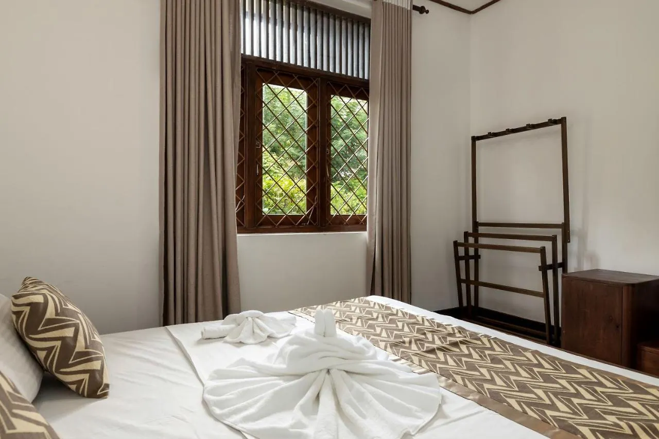 Surveyor'S Residence Bungalow Kandy