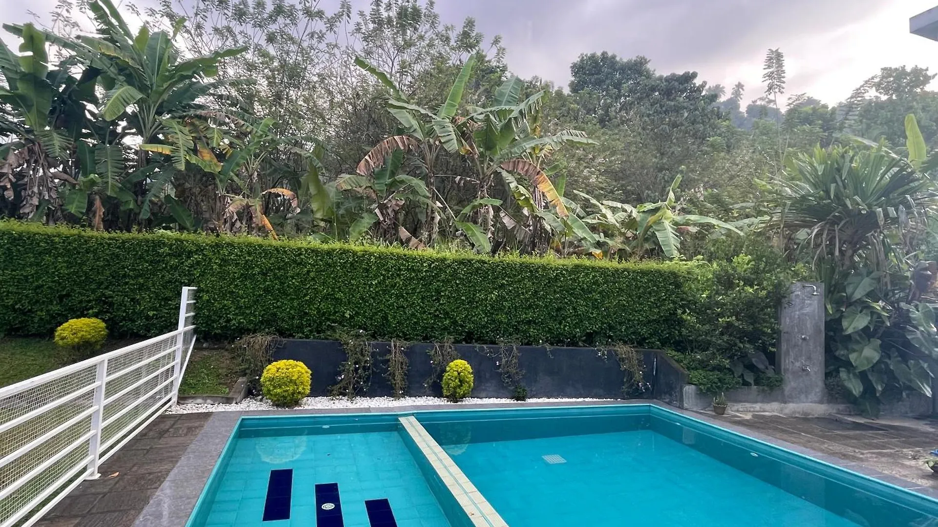 Surveyor'S Residence Bungalow Kandy